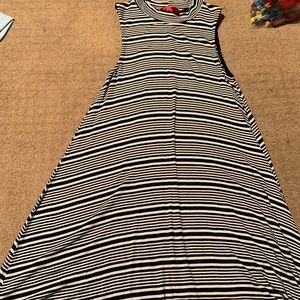 Striped sleeveless dress